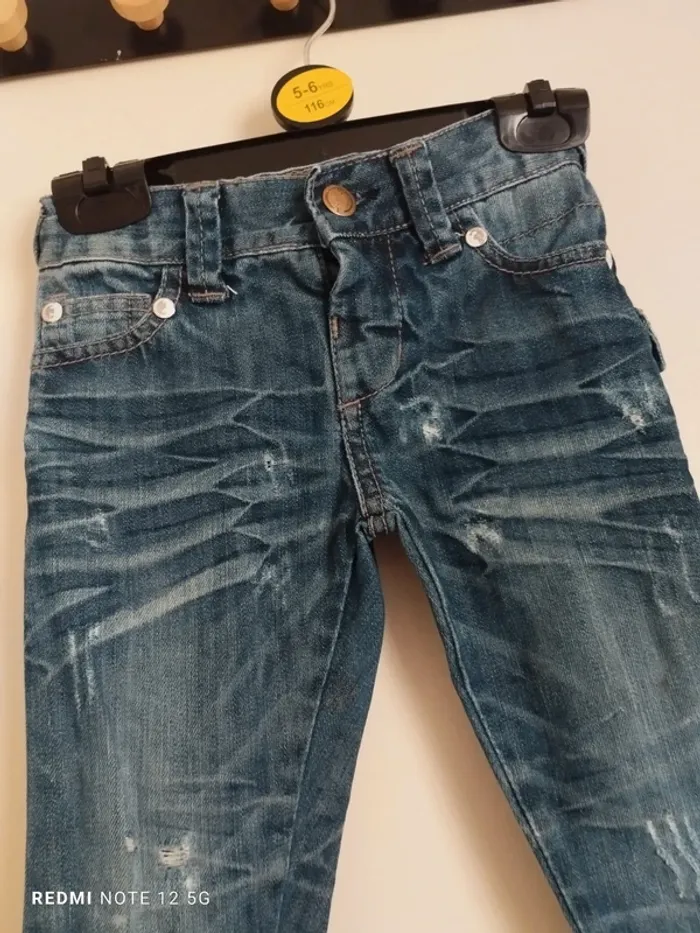 Jean taille 12/18 mois - photo numéro 2