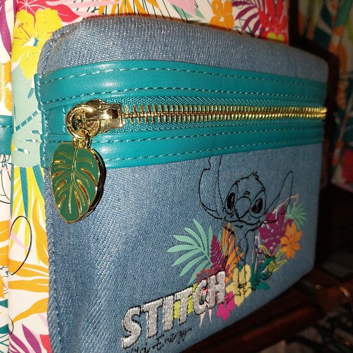 Pick-up sac Loungefly Stitch Disney - photo numéro 4