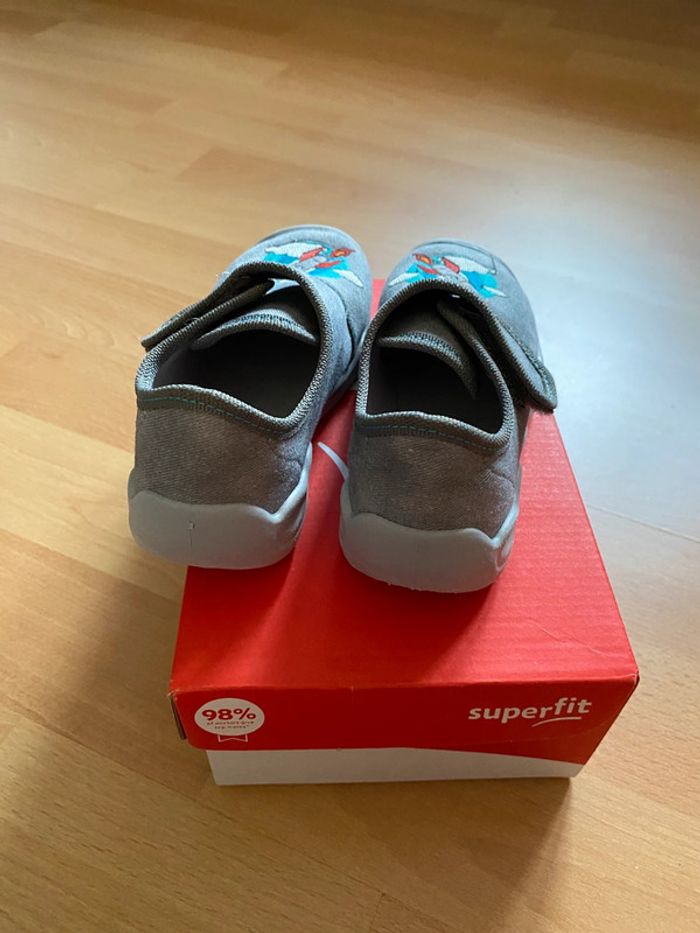 Chaussons Superfit Taille 24 - photo numéro 4