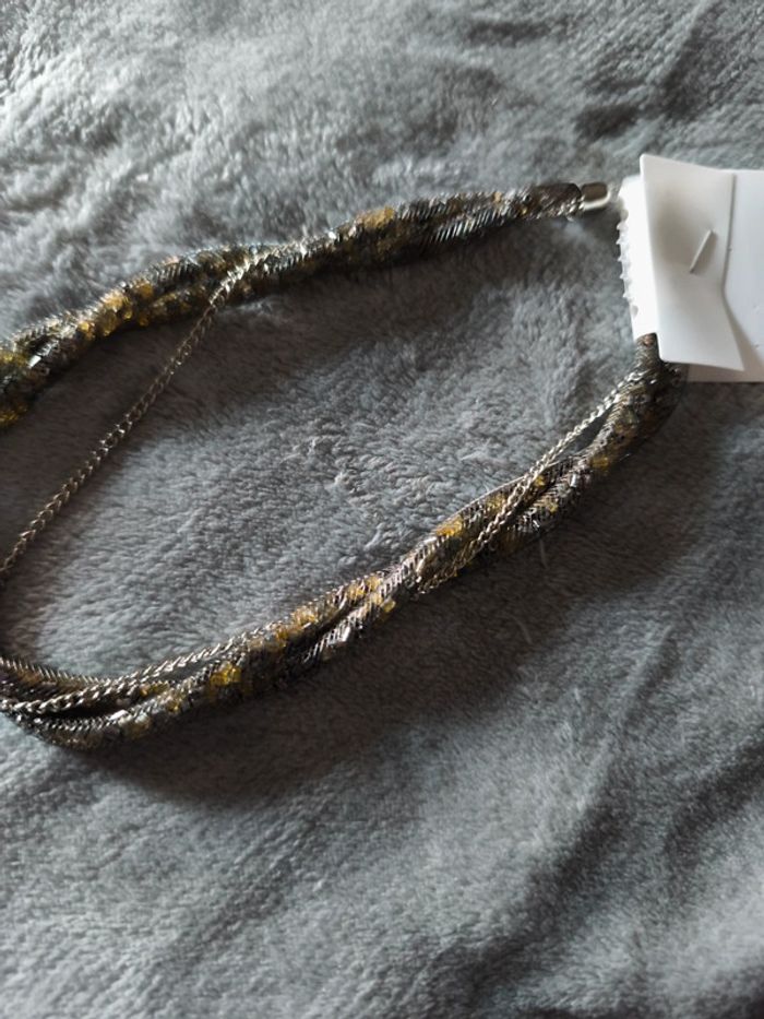 Collier - photo numéro 5