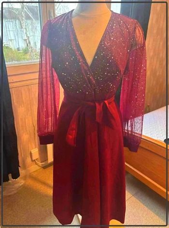 Magnifique  robe  manches  transparente taille  0xl(44)