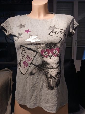 Joli t-shirt petit chat