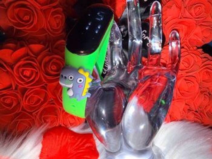 🦕 Montre connectée verte pour enfant – Affichage LED & design dinosaure ! 🦕