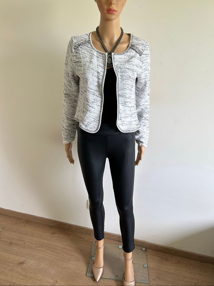 Veste courte légère Mise au Green taille 1 jamais portée - photo numéro 3