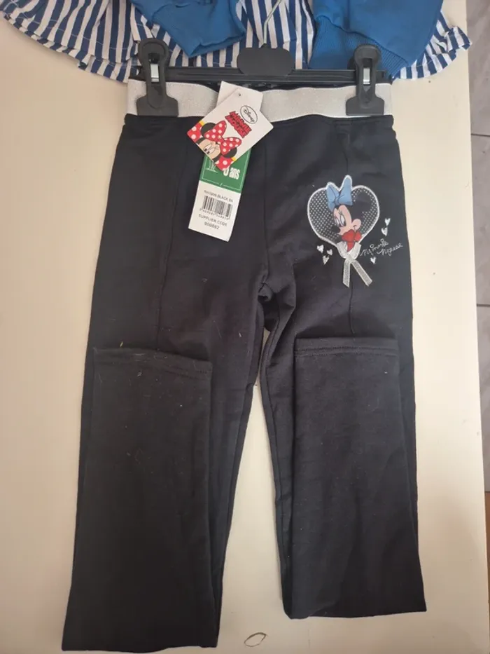 Ensemble : pull et pantalon minnie 8 ans - photo numéro 3