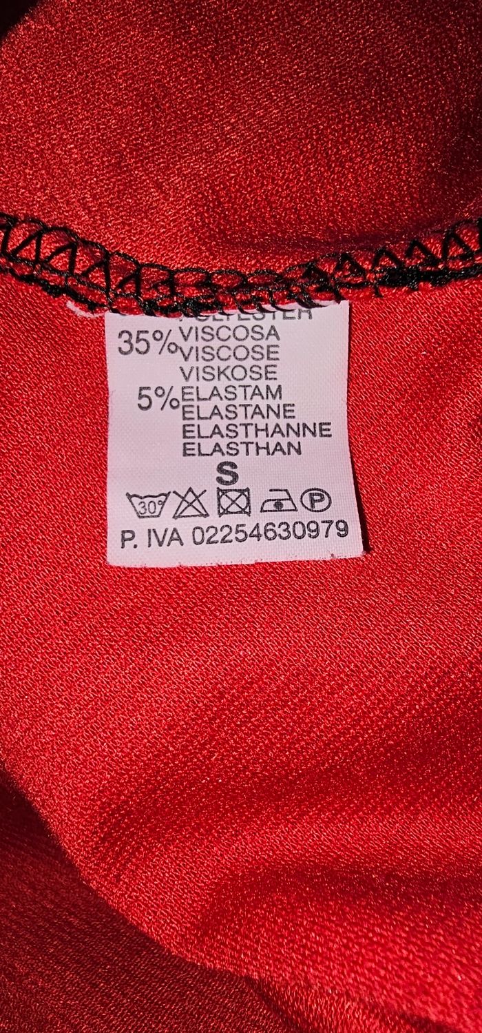 Robe rouge - photo numéro 3