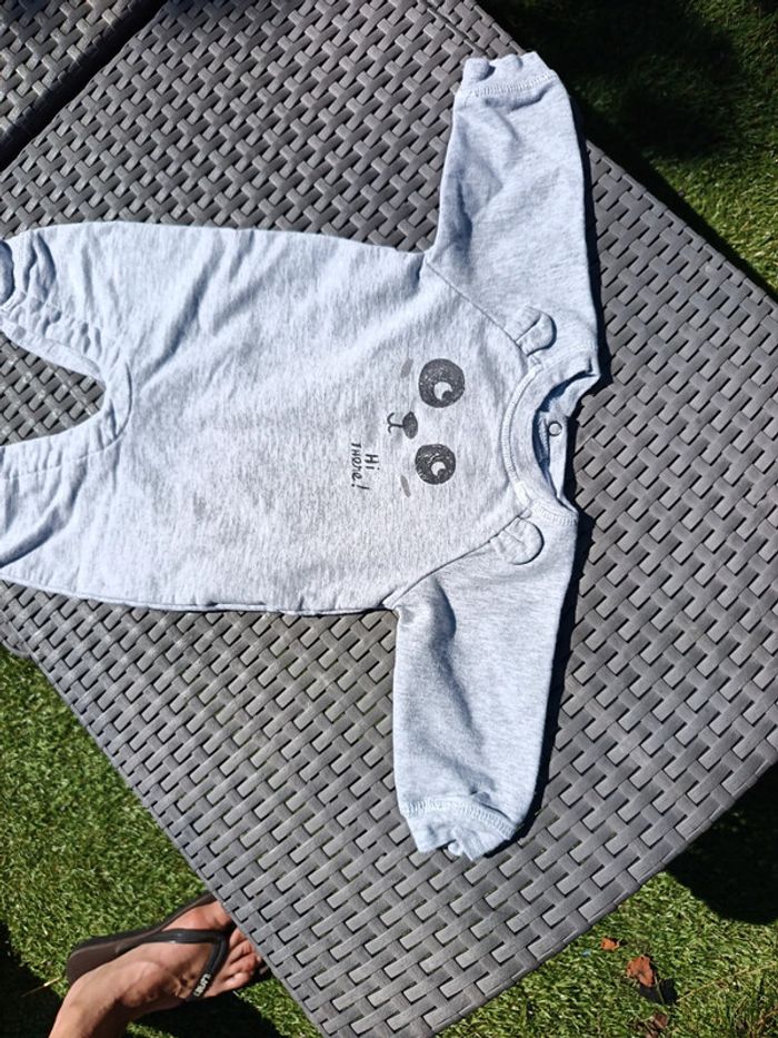 Combinaison grenouillère pyjama sans pied taille 3 mois Gémo 62 cm en très bon état - photo numéro 4