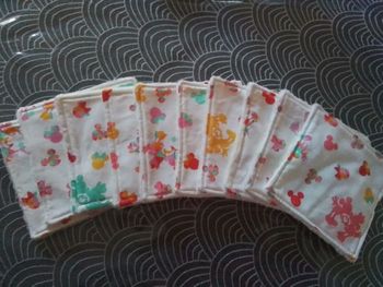 Lot de 10 lingettes bébé
