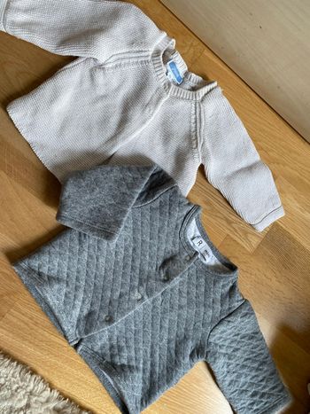 Lot 2 gilets bébé
