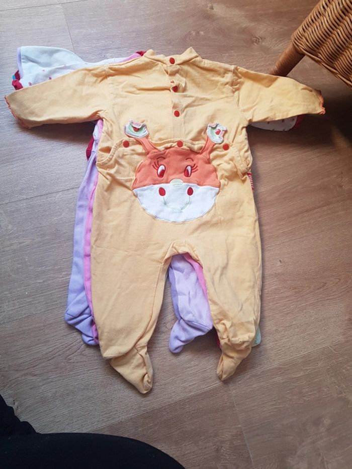 Pyjama bébé 6mois - photo numéro 8