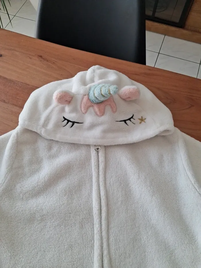 Veste polaire a capuche - photo numéro 2