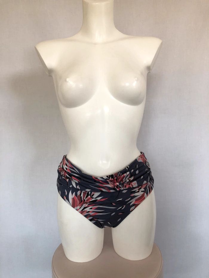 Bas de maillot de bain indigo et rose taille haute Chantelle taille 42 44 très bon état