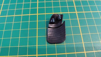 Bavette en caoutchouc gauche 96-2 numéro 96 n°96 pièce détachée Citroën 2CV 2 CV Charleston 1/8 1:8