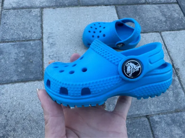Crocs pointure 19/20 - photo numéro 4