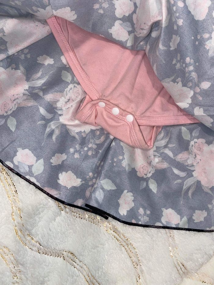 Robe avec bandeau et body intégré - photo numéro 2