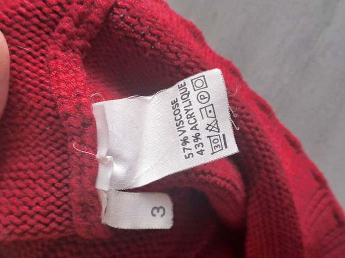 Pull rouge ajouré avec poche Équation Taille 3 - photo numéro 7