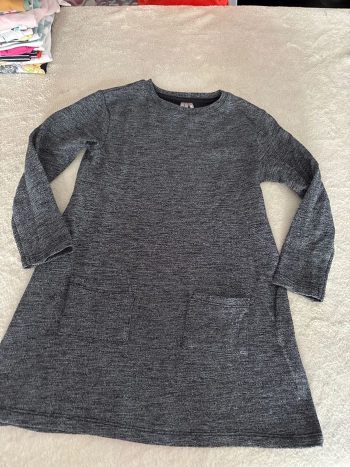 Robe manches longues grise 4 ans