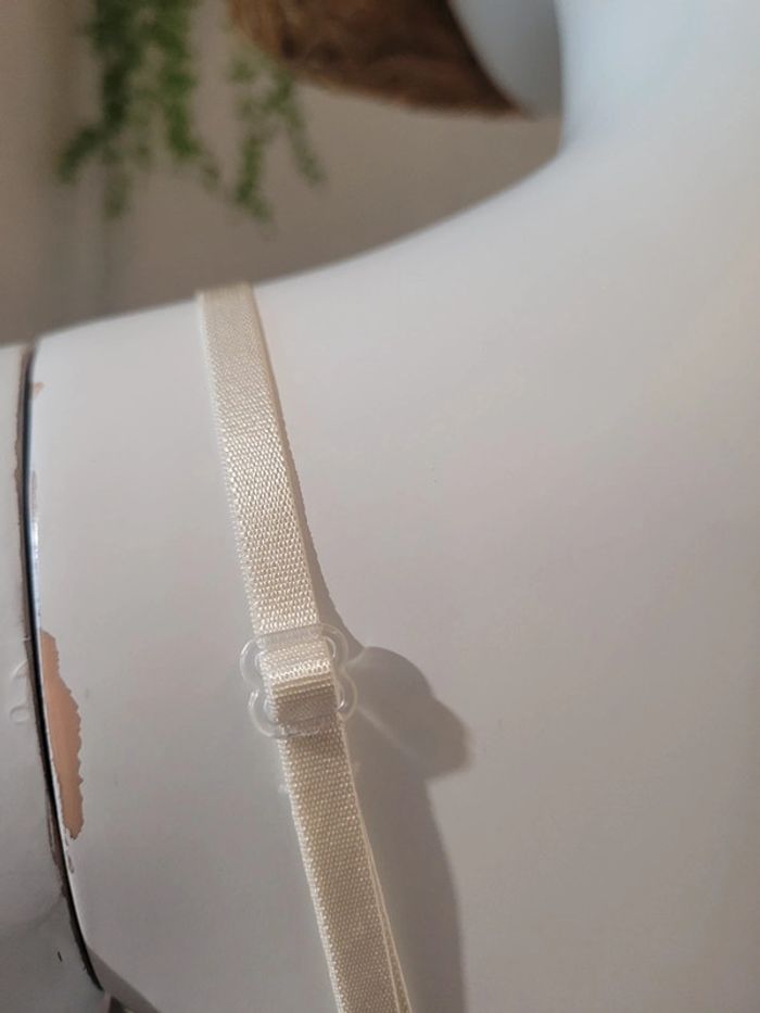 Débardeur avec fleurs - photo numéro 7