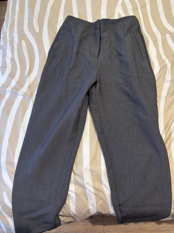 pantalon gris 