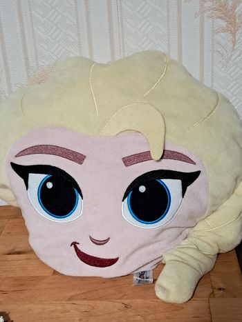 Cousin Elsa la reine des Neige 2