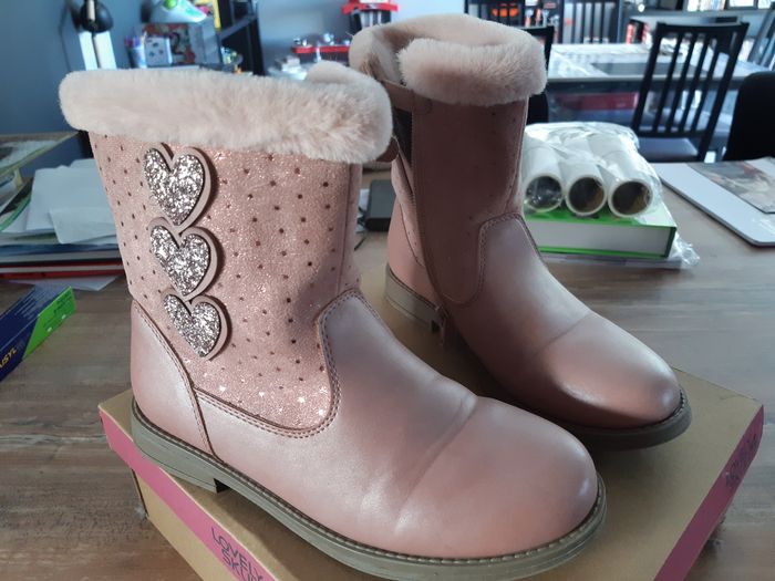 Bottes fourrées fille taille 3 - photo numéro 2