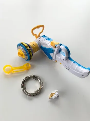 Toupie Infinity Nado Non Stop Battle Deluxe Ares Wings type beyblade