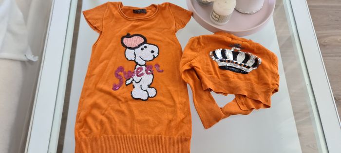 tres jolie ensemble robe et gilet taille 3 / 4 ans