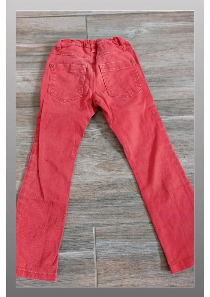 Jeans pantalon rouge kiabi 4 ans - photo numéro 4