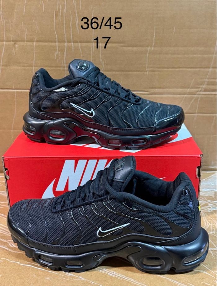 Nike tn noir blanc 36