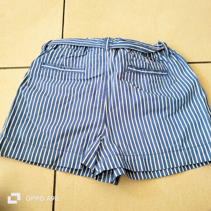 Short rayée - photo numéro 3
