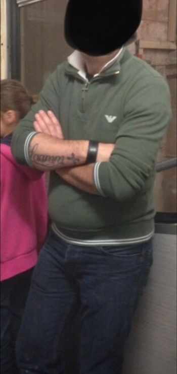 🧥 Pull zippé Emporio Armani vert kaki – Taille M