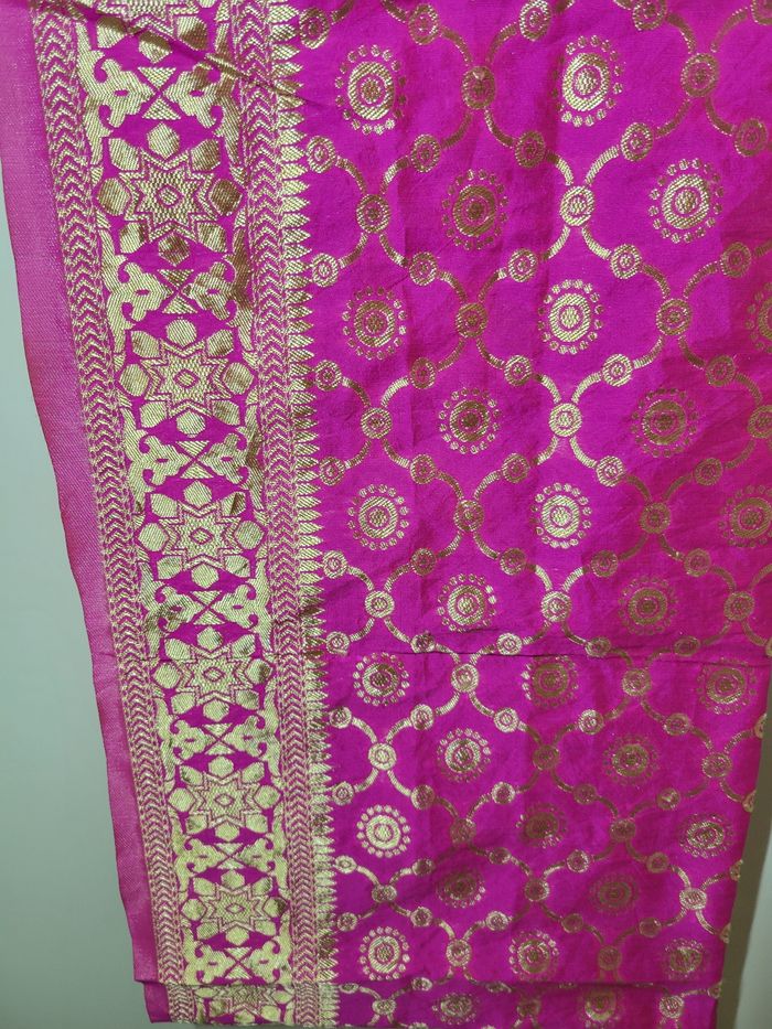 Châle indienne en soie Neuf - photo numéro 3