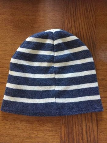 Bonnet bleu-blanc H&M 6A