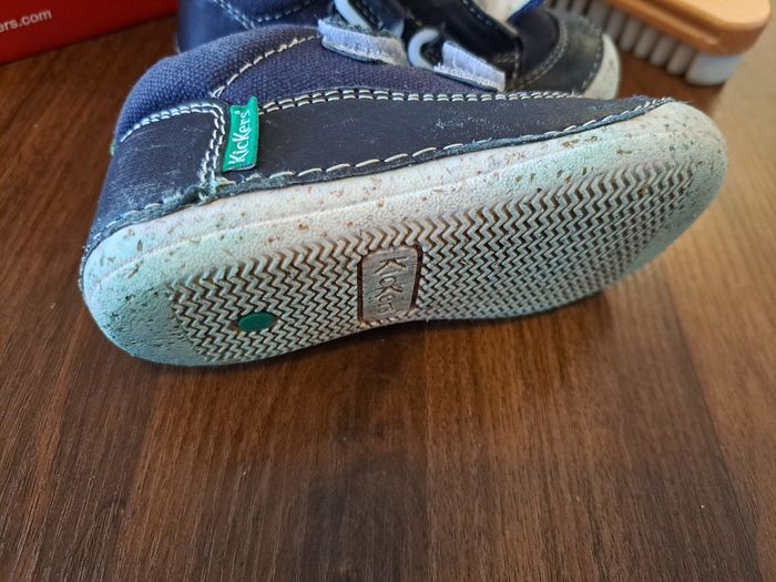 Chaussures Kickers taille 22 - photo numéro 4