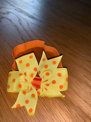 Bandeau élastique Tao tape à l’œil  Orange jaune  Noeud motif pois