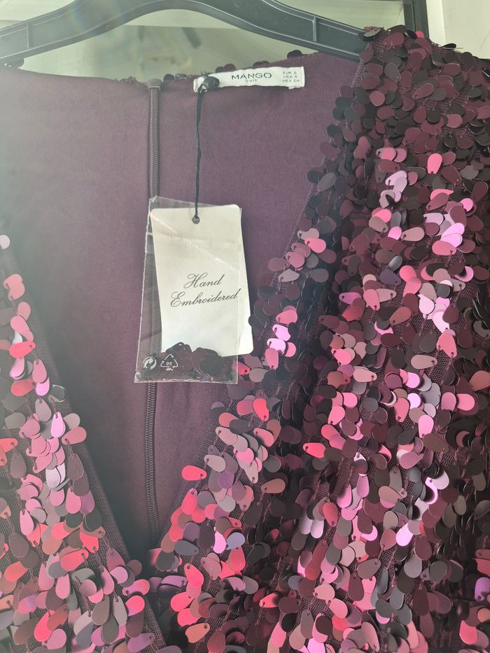 Robe Mango à sequin neuf  taille 38. - photo numéro 3
