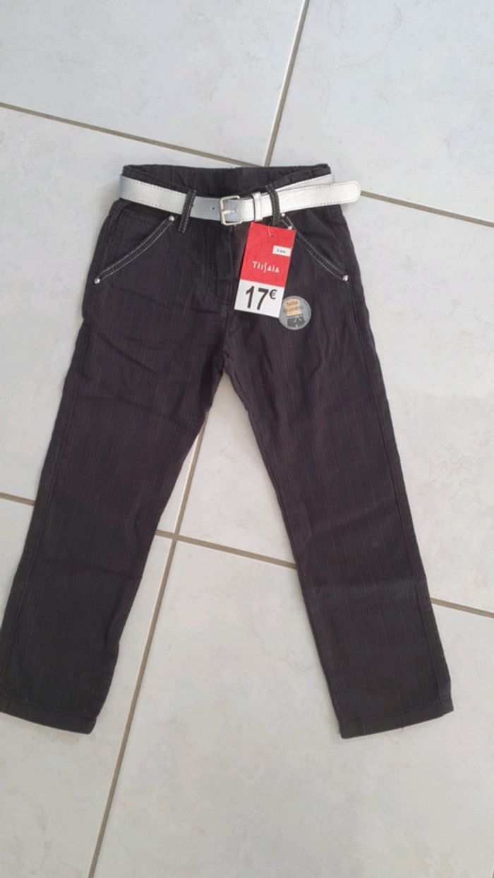 Pantalon toile chic garçon 5 ans Neuf CH3 - photo numéro 2