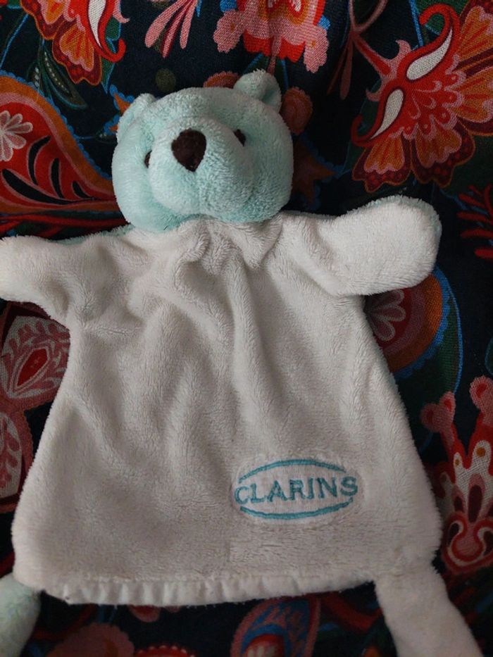 Clarins - doudou marionnette ourson - photo numéro 2