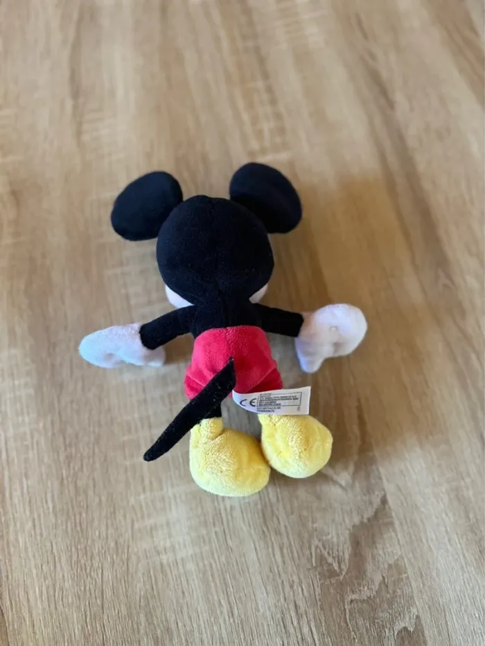 Petite peluche Mickey – Très bon état – Disney - photo numéro 3
