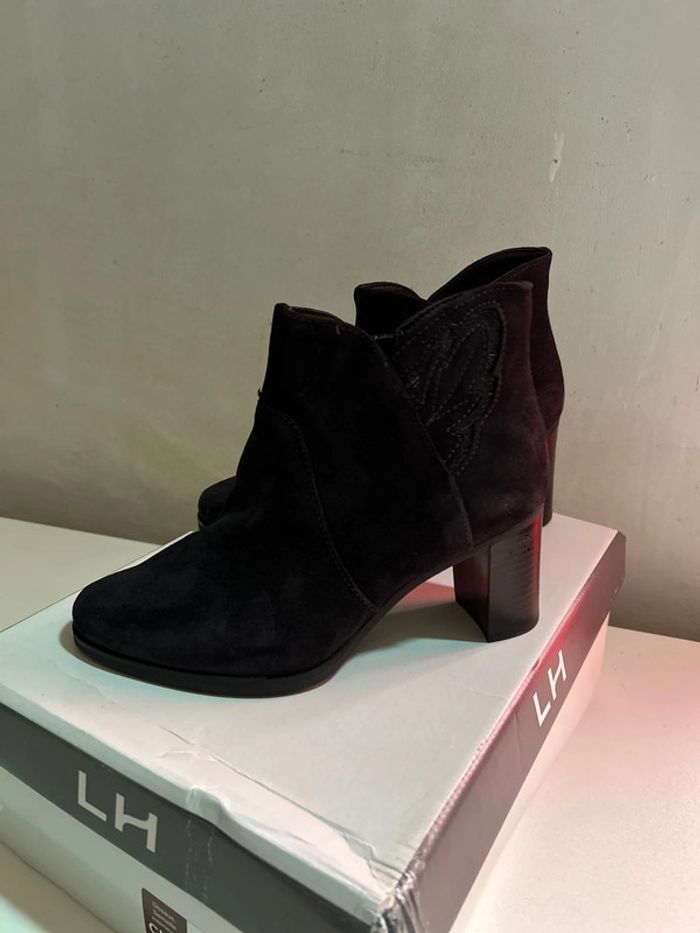 Bottines neuves noir cuir toucher velours nubuck - photo numéro 2