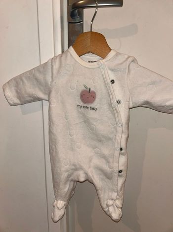 Lot de pyjamas 1 mois fille
