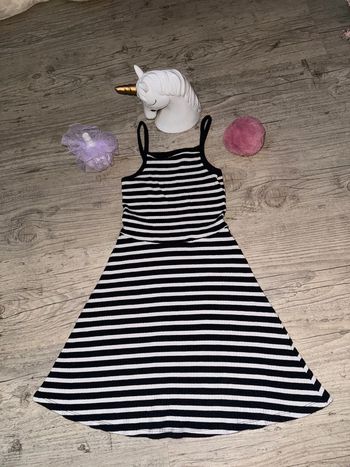 Petite robe à rayures 8ans Kiabi TBE