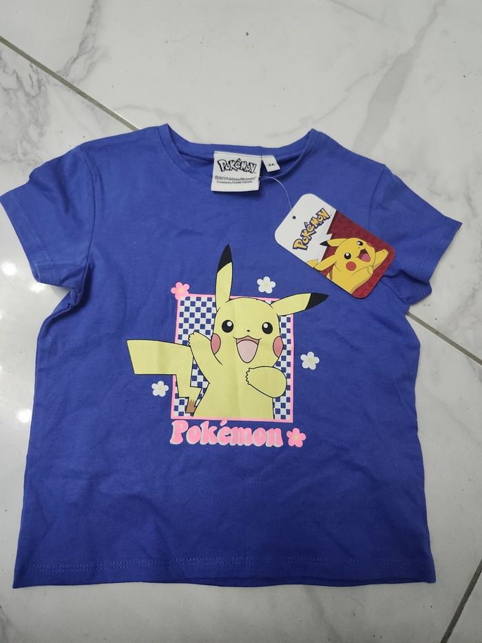 T-shirt fille Pokemon - neuf - 4 ans