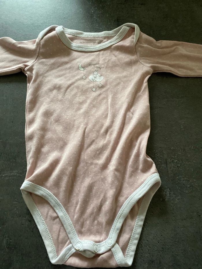 Lot de 2 bodies - photo numéro 2