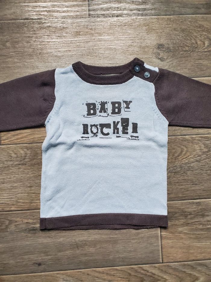 Pull fin taille 12 mois bon état TAO