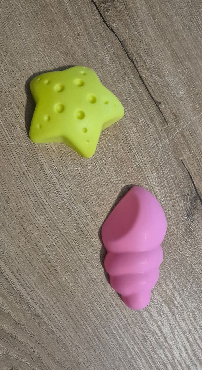 Lot jouets aspergeurs pour le bain - photo numéro 7