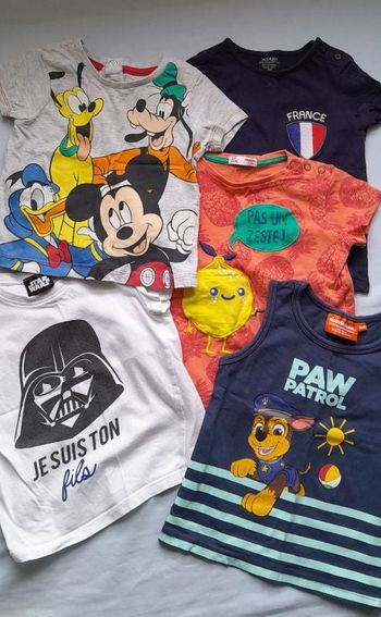 Lot 5 t-shirts 18-24 mois