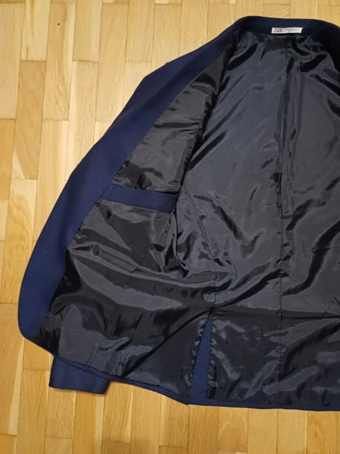 Costume Zara en très bon état - photo numéro 4