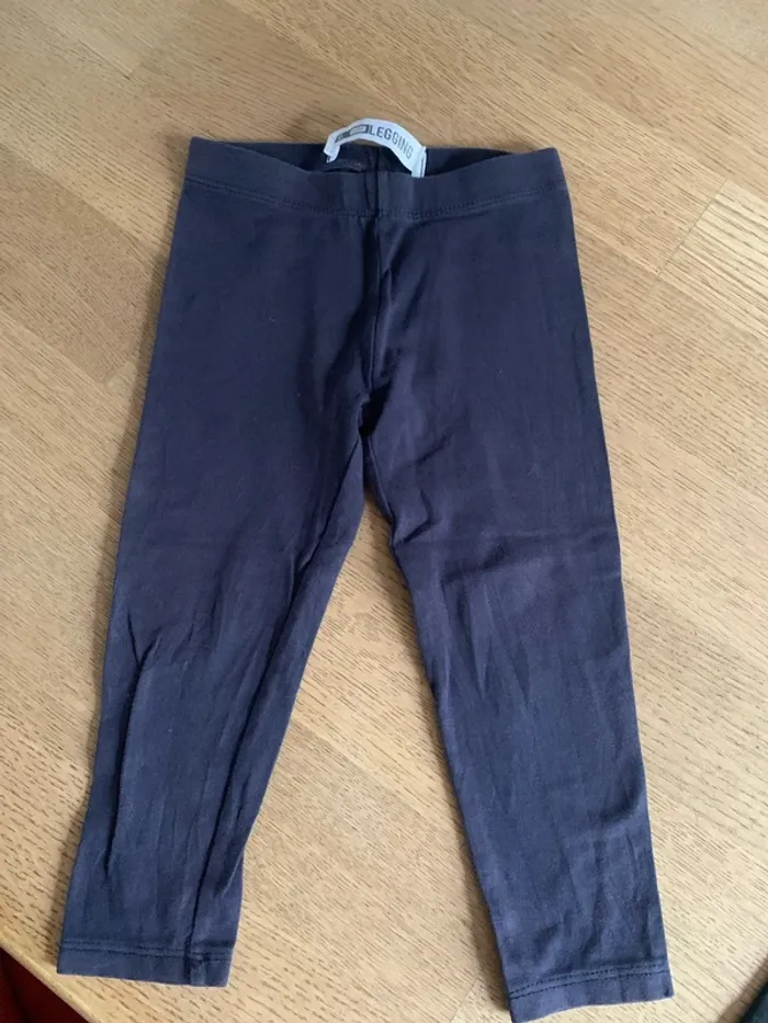Lot de 3 leggings 24 mois - photo numéro 2