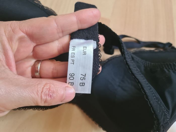 Soutien gorge noir / Taille 75B - photo numéro 3